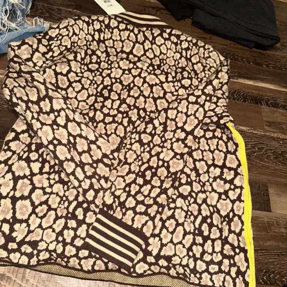 THML sweater - Picture 4 of 5